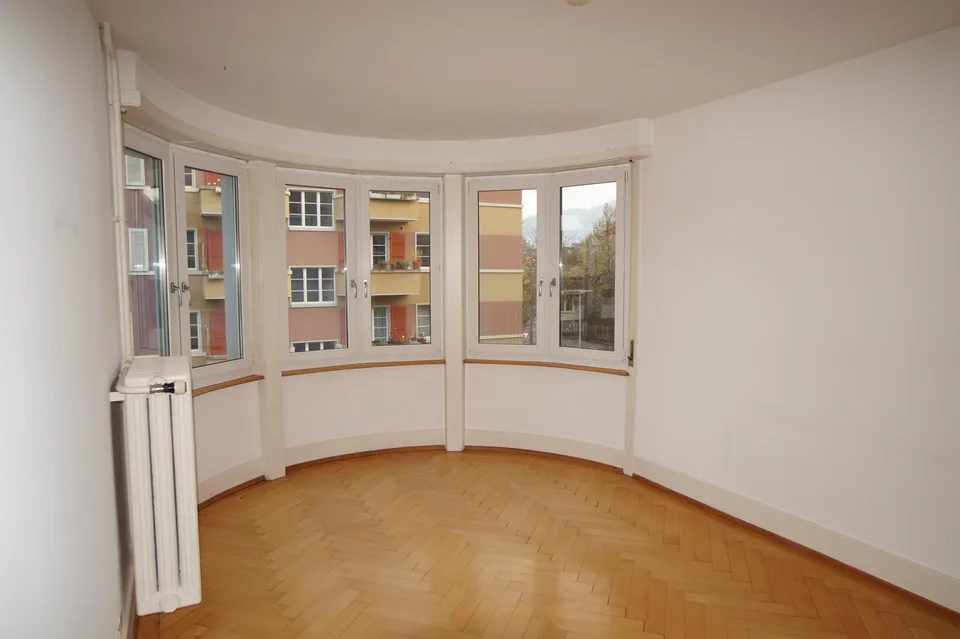 2-Zimmerwohnung 1. OG rechts an zentraler und ruhiger Lage