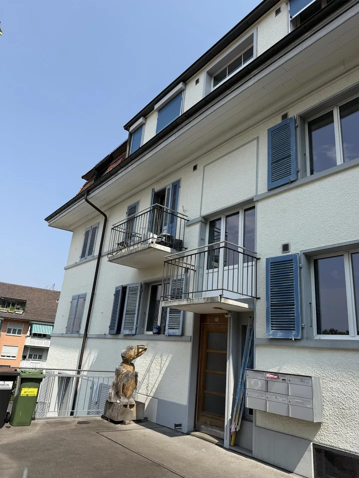2-Zimmerwohnung 1. OG rechts an zentraler und ruhiger Lage