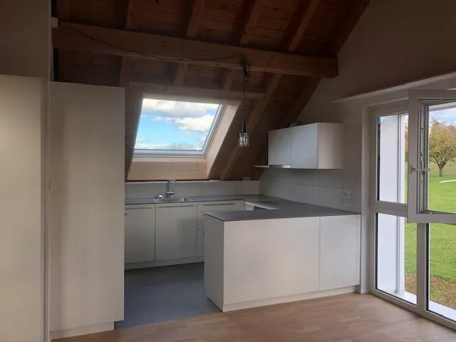 Wunderbare Aussicht - 3.5-Zimmerwohnung, plus Galerie,  im Grünen