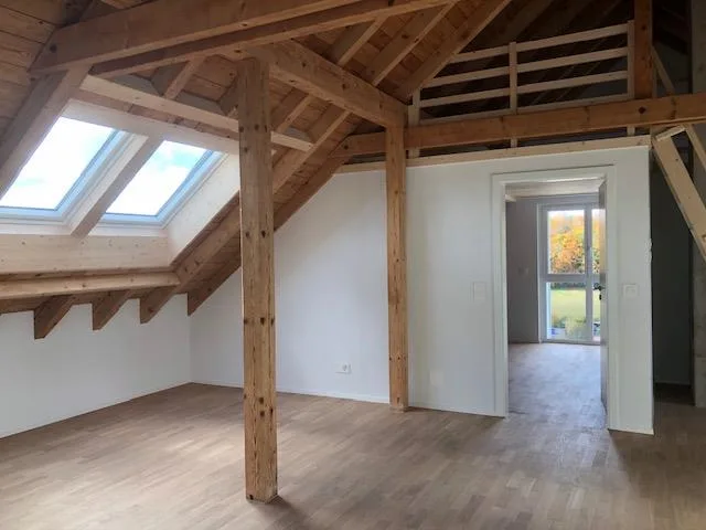 Wunderbare Aussicht - 3.5-Zimmerwohnung, plus Galerie,  im Grünen