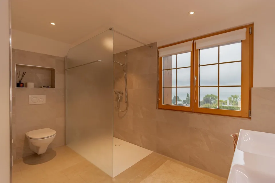 5½-Zi.-EFH mit Bodenseeblick – Historisch & Modern