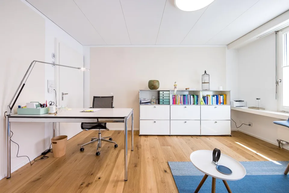Dein eigener Praxis-, Atelier- oder Büroraum am Herzen von St. Gallen