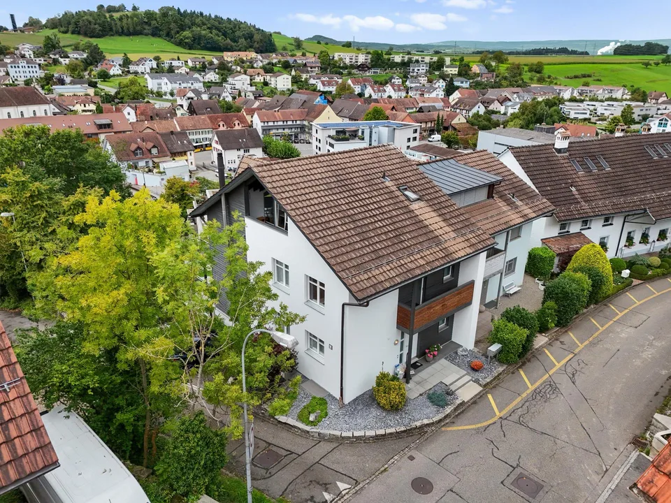 5.5 – 6.5 Zimmerhaus mit geräumiger Doppelgarage – photo 5 sur 15