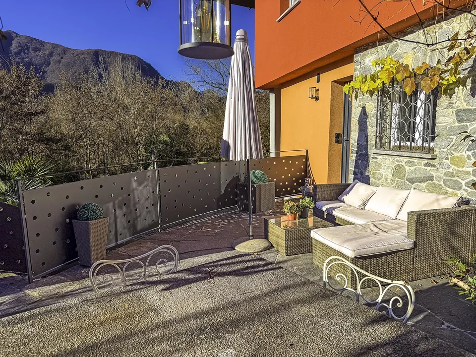 Zweitwohnsitz: 2.5 ZimmerWohnung mit Garten, am Fluss Maggia