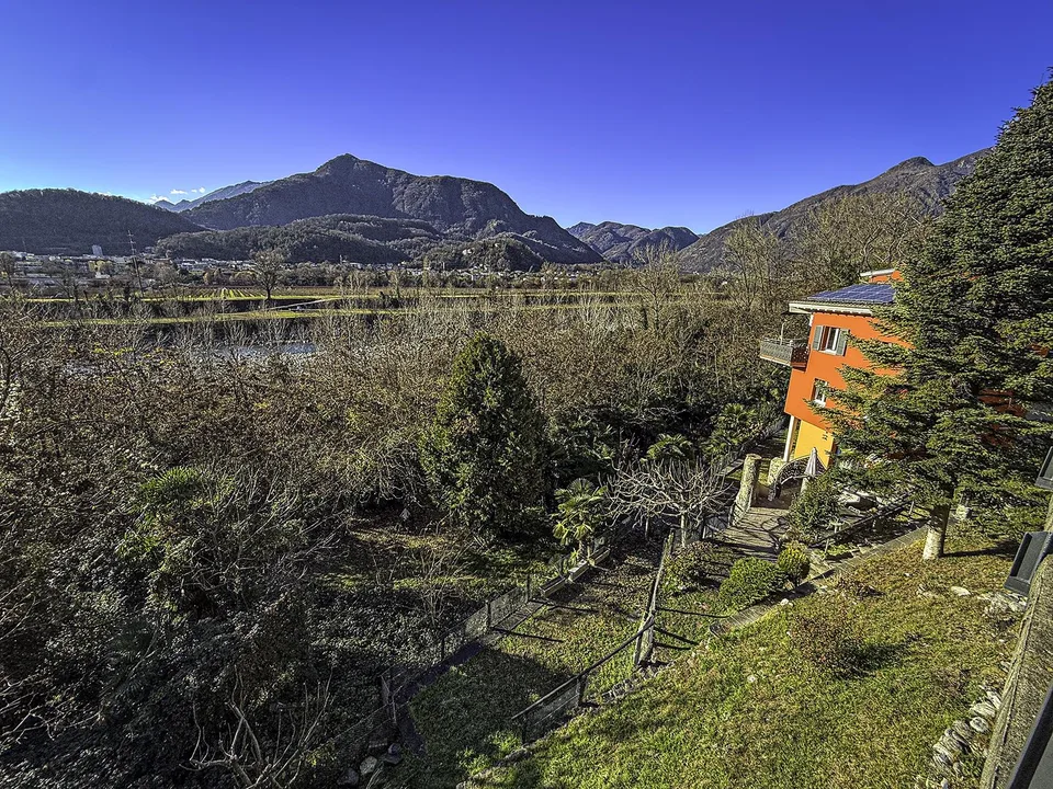 Zweitwohnsitz: 2.5 ZimmerWohnung mit Garten, am Fluss Maggia
