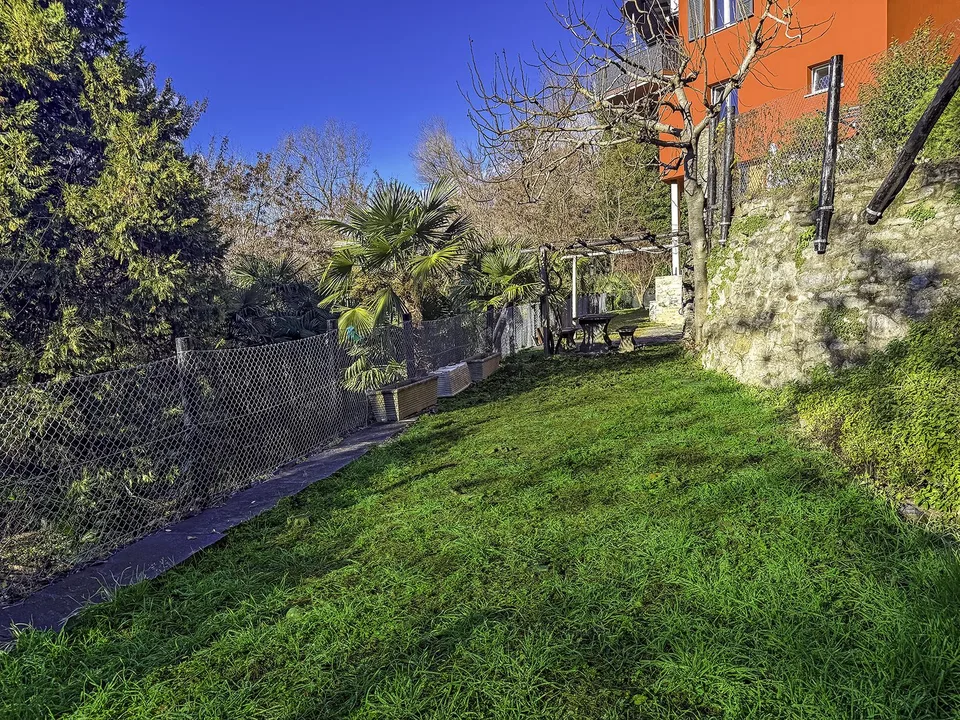 Zweitwohnsitz: 2.5 ZimmerWohnung mit Garten, am Fluss Maggia