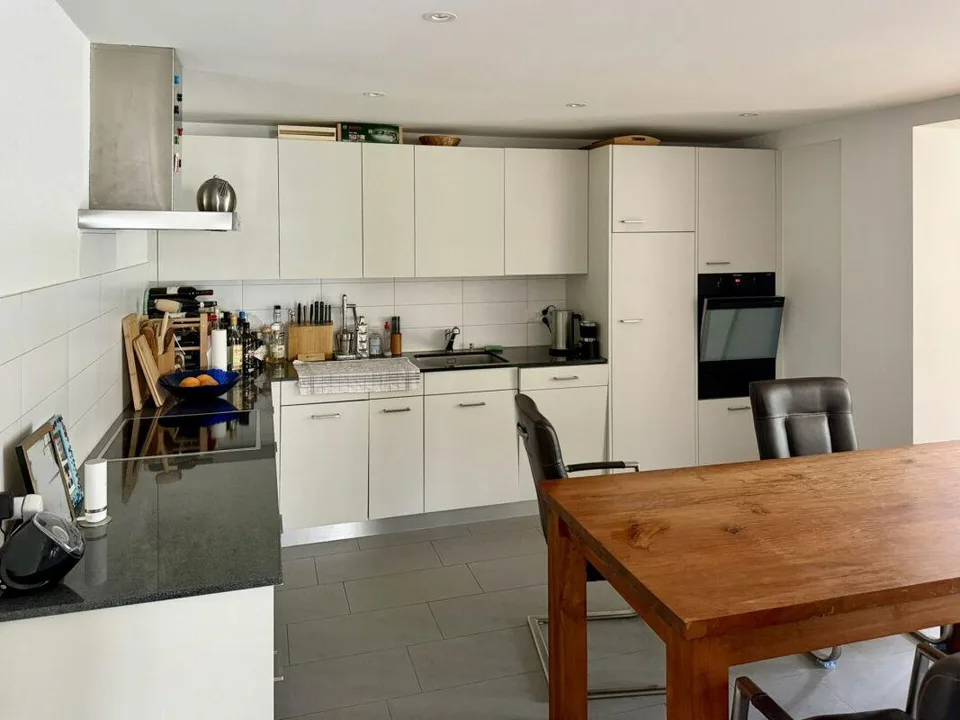 Rental property with unobstructable Rhine view and development potential