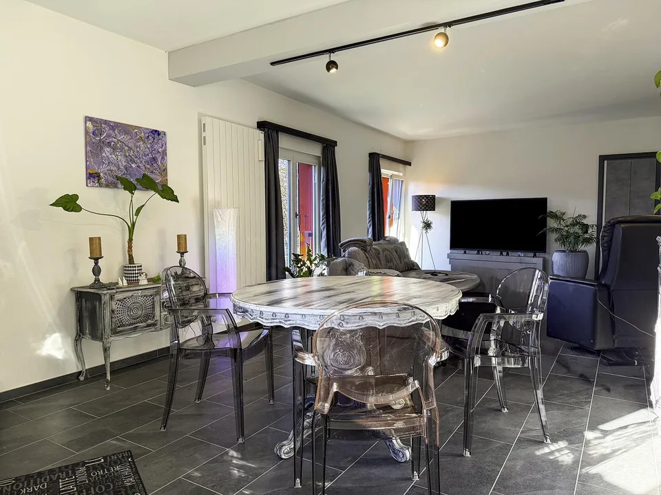 Zweitwohnsitz: 3,5-Zimmer-Wohnung, Panoramablick auf den Fluss Maggia – foto 7 di 17
