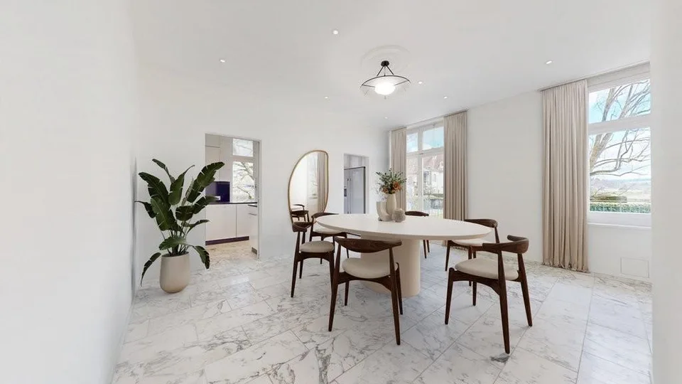 Luxuriöse Wohnung mit Schlossblick, Pool und grosser Terrasse! – Foto 4 von 12