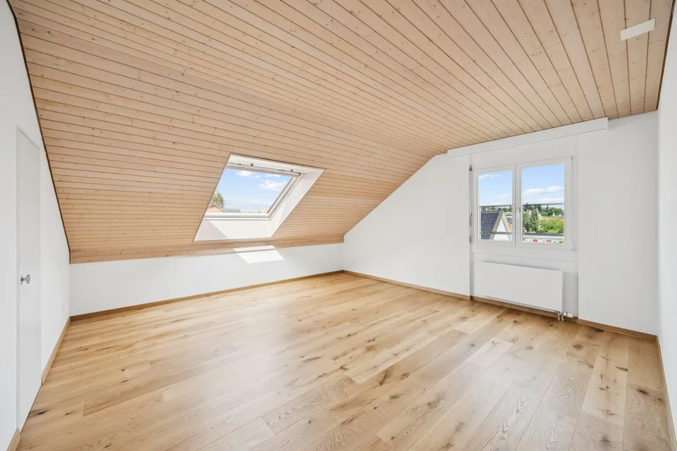 Erstvermietung nach Sanierung - attraktive Dachwohnung