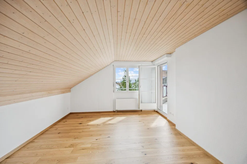 Erstvermietung nach Sanierung - attraktive Dachwohnung