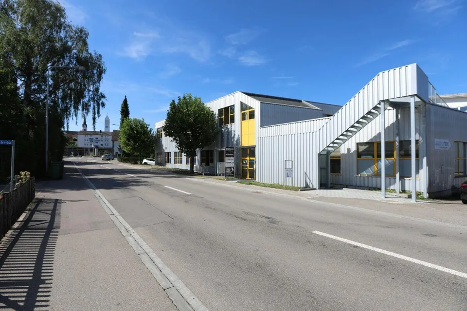 Gewerberaum / Lagerraum in Aadorf