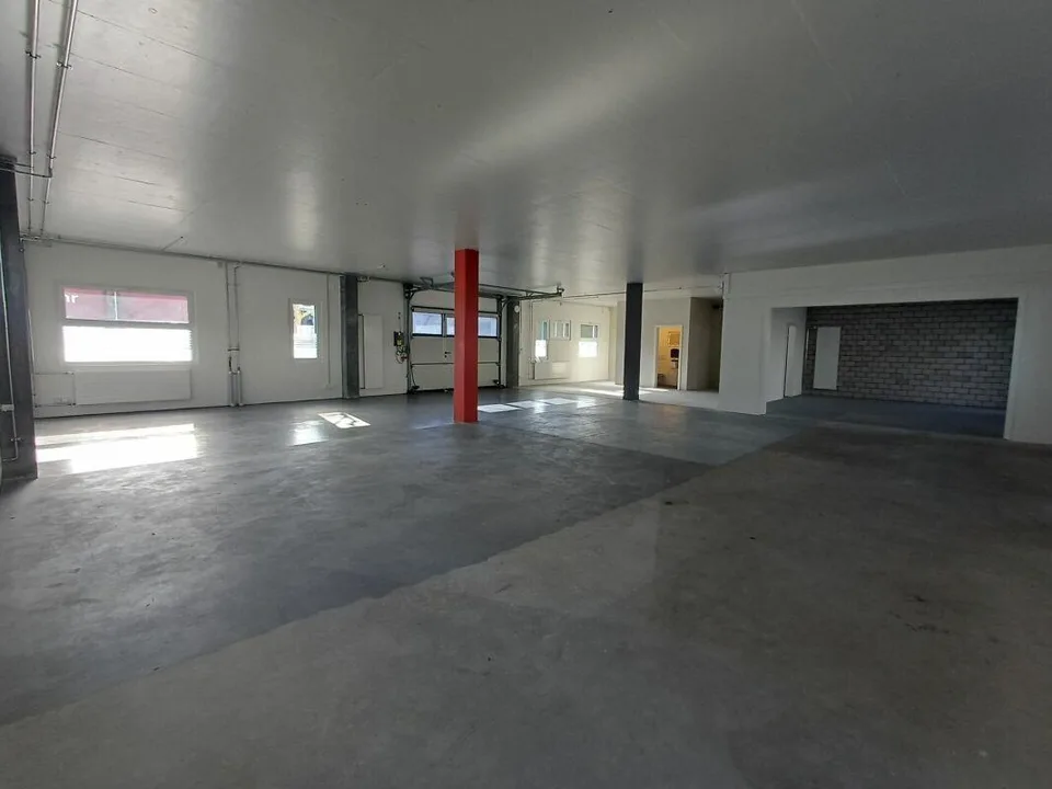 Attraktives Gewerbe mit 195m2 zu vermieten