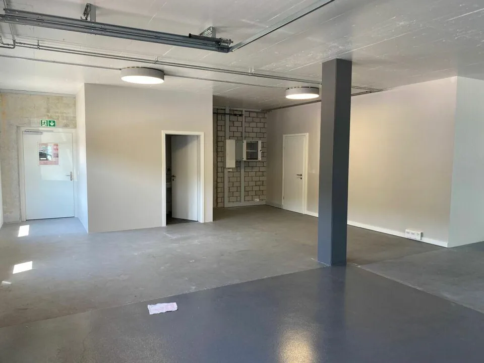 Attraktives Gewerbe mit 195m2 zu vermieten