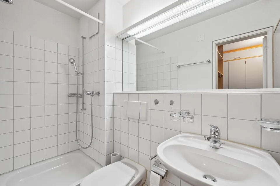 sehr sonnige Wohnung an ruhiger Lage