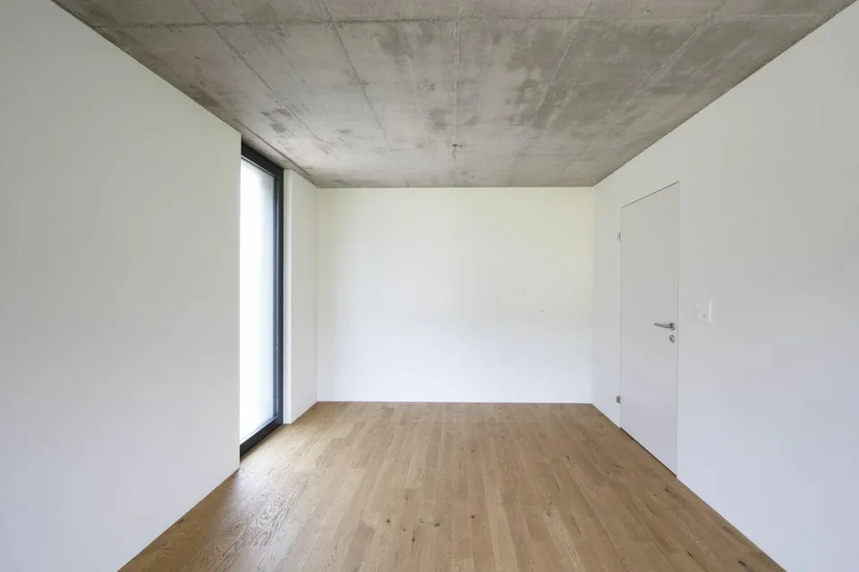 Moderne trifft auf Beton - 3.5 Zimmerwohnung an top Lage zu vermieten