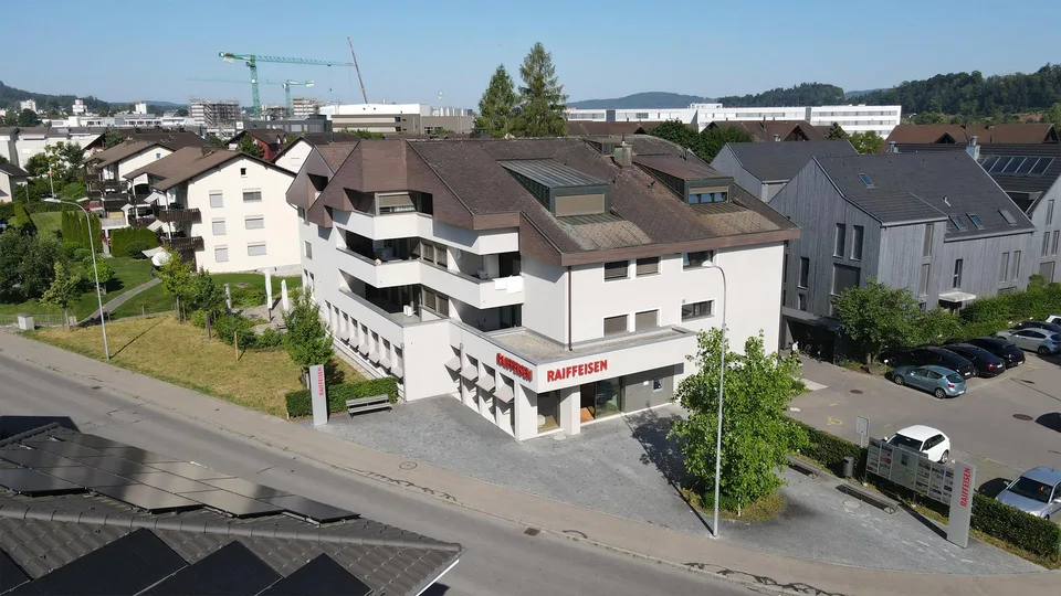 Zentrale 3.5 Zimmerwohnung nahe Autobahnanschluss