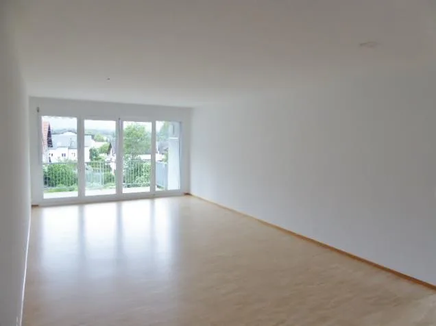 Grosszügige 2.5 Zimmer-Wohnung
