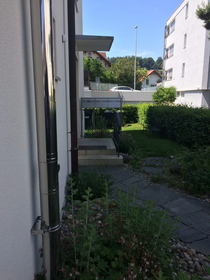 4-Zimmer-Wohnung mit Balkon, Breitequartier