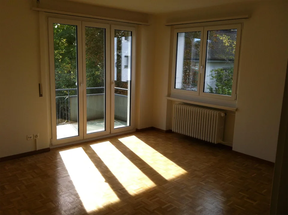 4-Zimmer-Wohnung mit Balkon, Breitequartier
