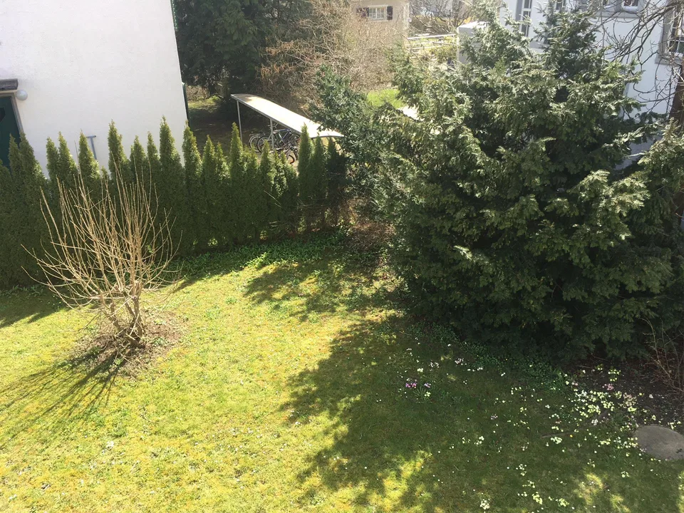 4-Zimmer-Wohnung mit Balkon, Breitequartier