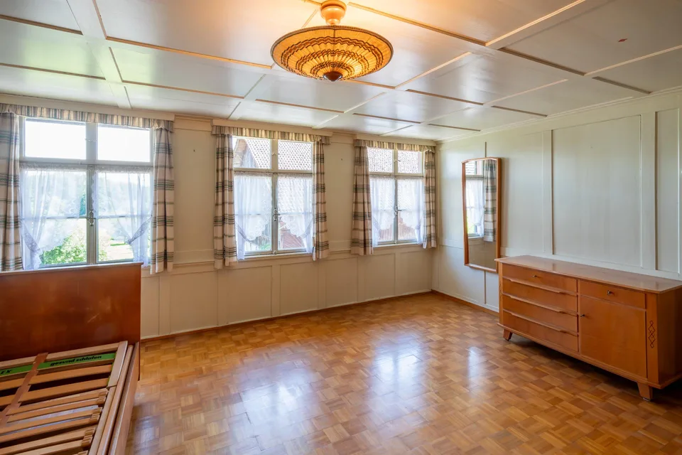 Charmantes Riegelhaus mit grossem Umschwung