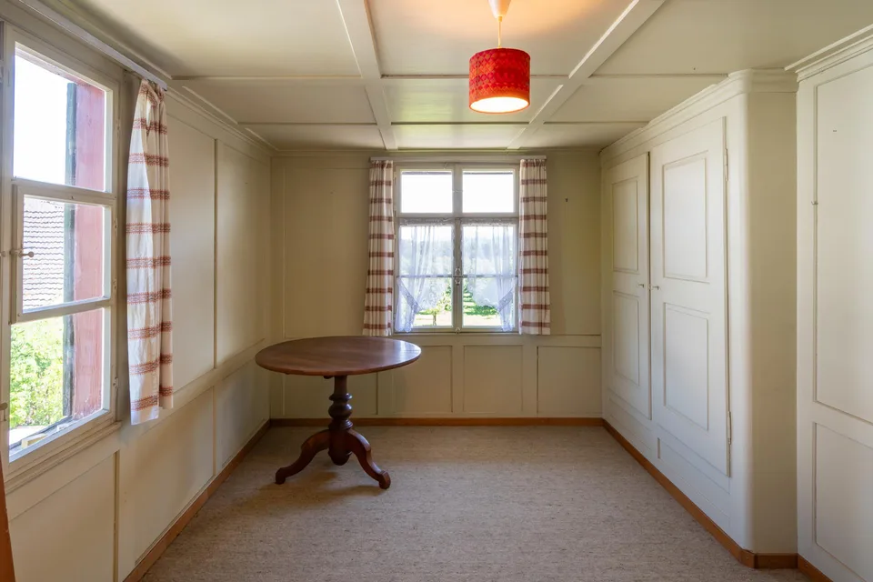 Charmantes Riegelhaus mit grossem Umschwung