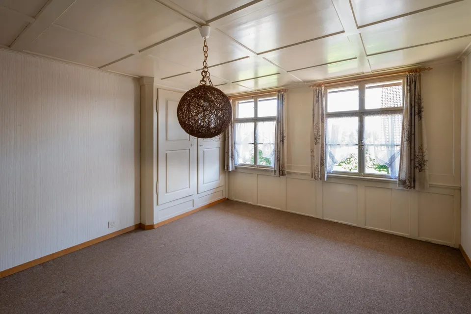 Charmantes Riegelhaus mit grossem Umschwung