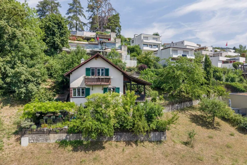 Charmantes 3.5-Zimmer-Einfamilienhaus mit idyllischen Garten