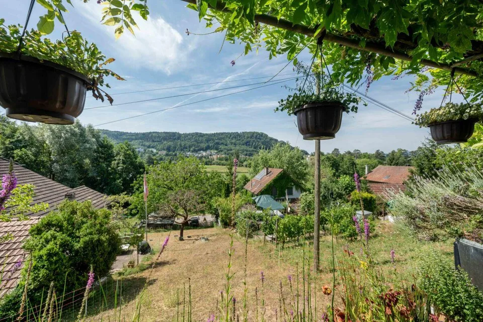 Charming 3.5-room single-family house with idyllic garden