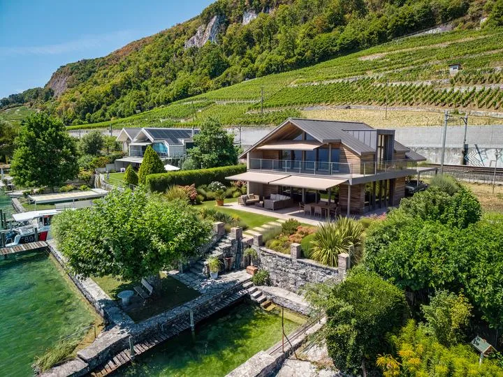 EINZIGARTIGE MÖGLICHKEIT AM BIELERSEE - 929 M² BAULAND MIT SEEZUGANG