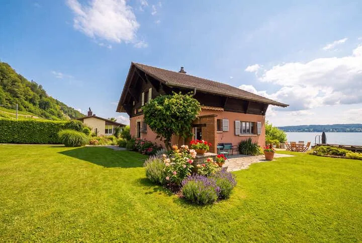 EINZIGARTIGE MÖGLICHKEIT AM BIELERSEE - 929 M² BAULAND MIT SEEZUGANG