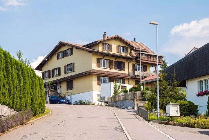 SCHÖNER WEITBLICK IN ATTRAKTIVEM STEUERUMFELD – Foto 6 von 8