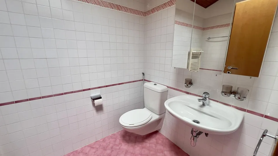 DEAL - Cozy 3.5-Room Duplex in the Heart of Purasca