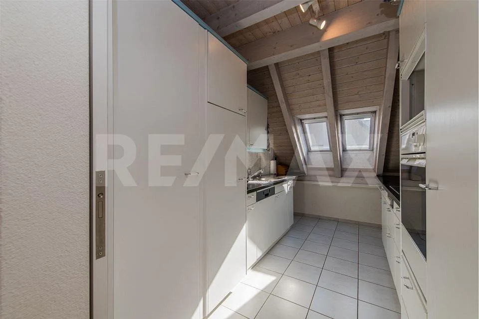 5 ½ ZIMMER ATTIKA-MAISONETTE-WOHNUNG MIT TERRASSE