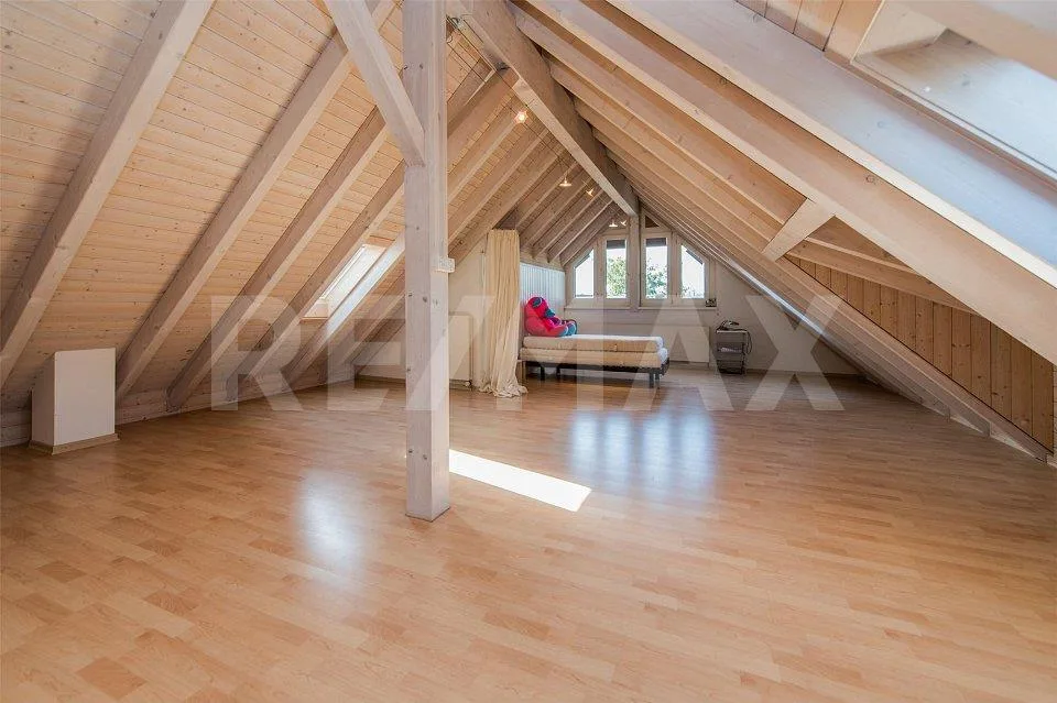 5 ½ ZIMMER ATTIKA-MAISONETTE-WOHNUNG MIT TERRASSE