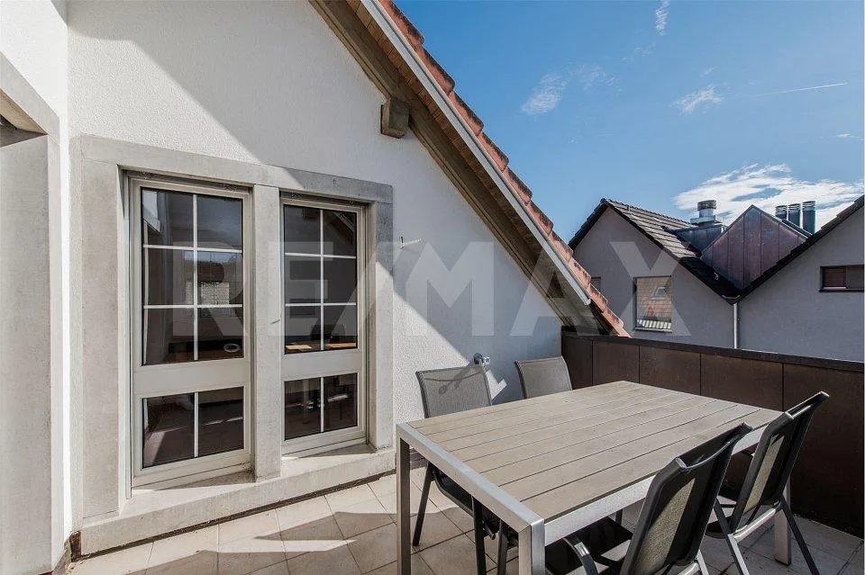 5 ½ ZIMMER ATTIKA-MAISONETTE-WOHNUNG MIT TERRASSE