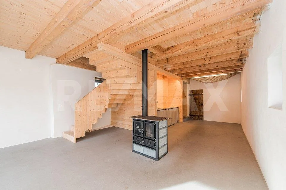 Detached 2 ½ room house in central location