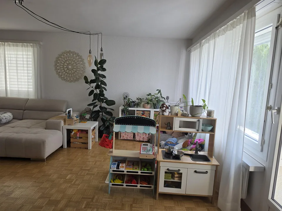 Nachmieter gesucht – grosszügige 4½-Zimmer-Gartenwohnung