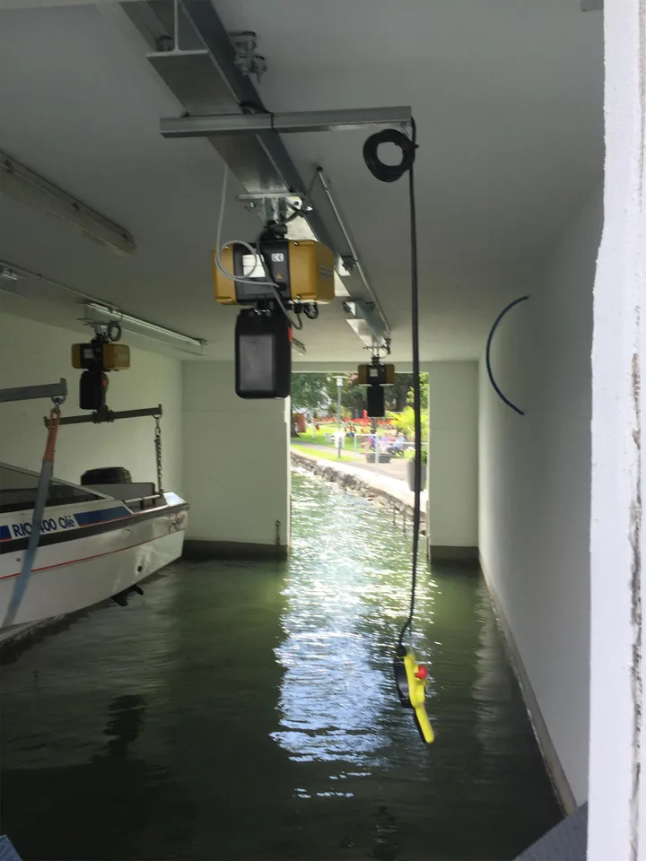 Bootsplatz mit Badeplatz -Benutzung zu vermieten