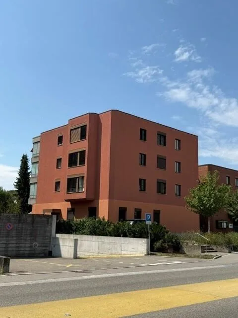 Erstvermietung: Stilvolle, hochwertige Wohnung neu bezugsbereit!