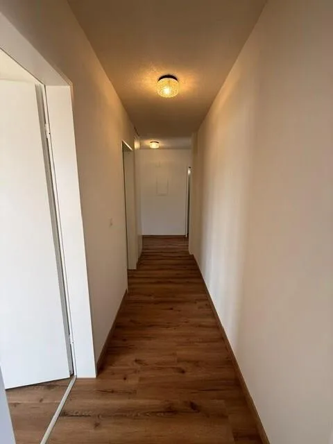 Erstvermietung: Stilvolle, hochwertige Wohnung neu bezugsbereit!