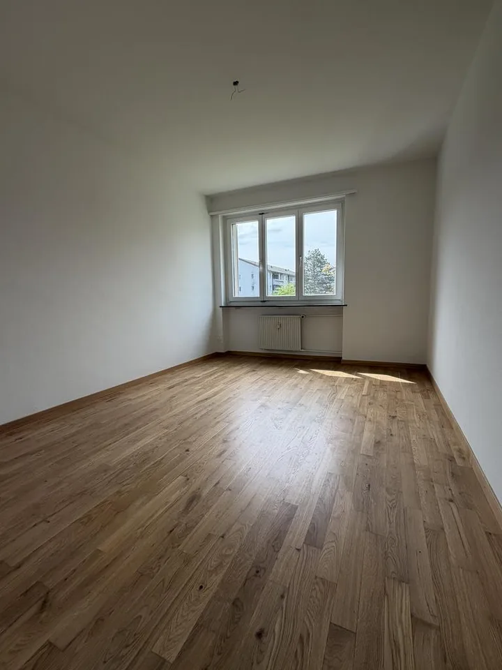 LEBENSQUALITÄT - 4-ZIMMERWOHNUNG AN FAMILIENFREUNDLICHER LAGE