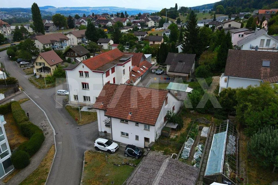 Renditeobjekt mit Potenzial – Freistehendes Mehrfamilienhaus nahe B...