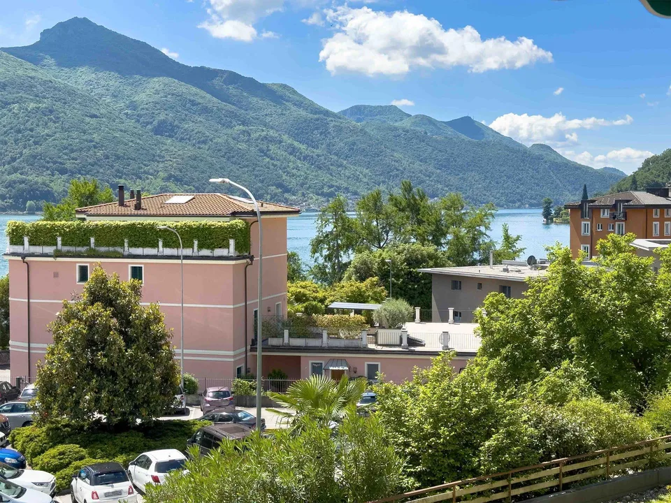 Appartamento 3.5 locali con parziale vista lago a Melide