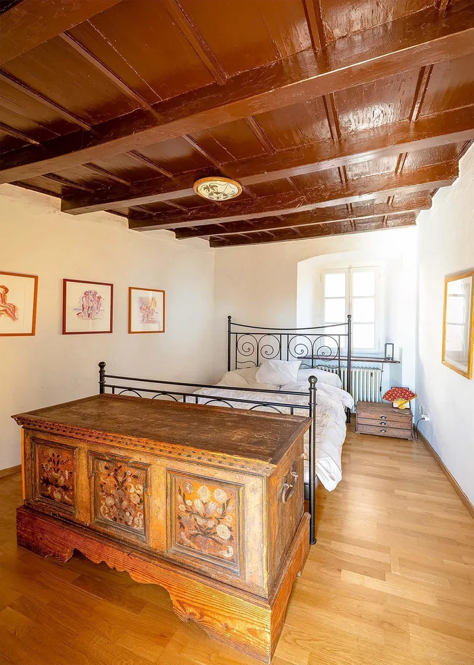 Grande casa di nucleo ad Astano