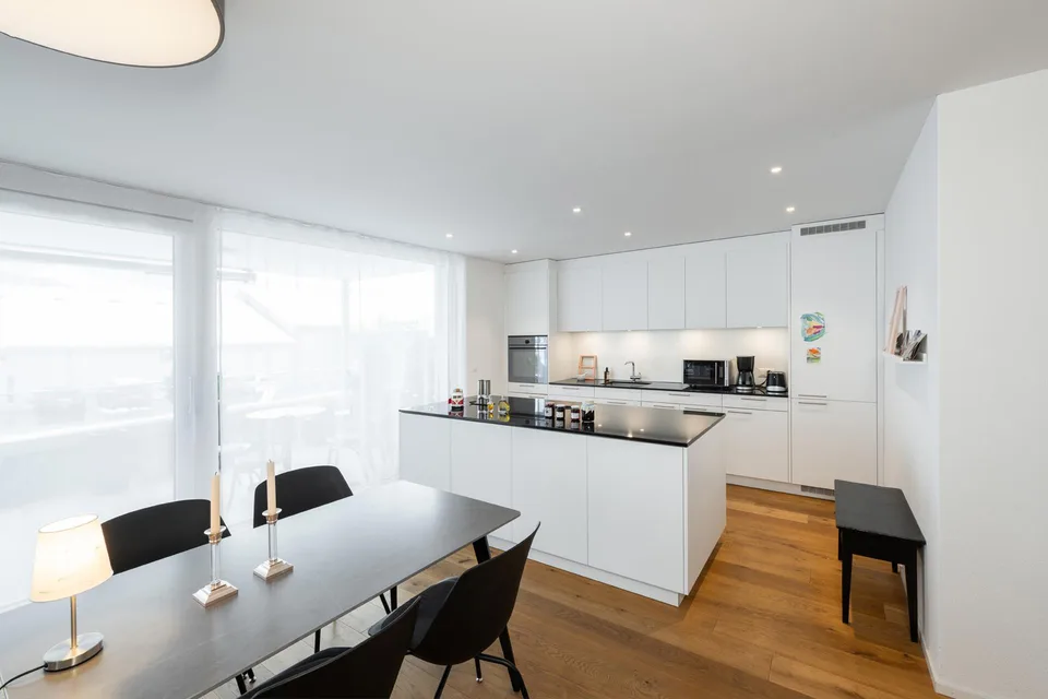 helle 4.5 Zimmer Wohnung