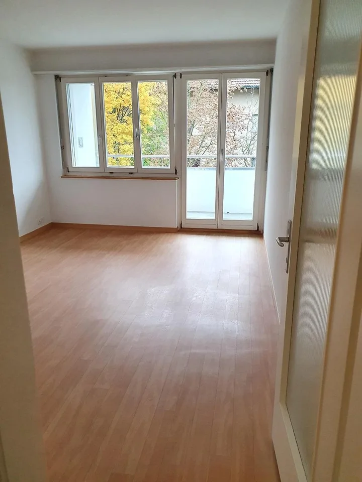 4.0 Zimmerwohnung in Münchenbuchsee