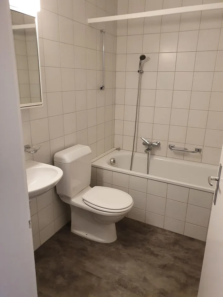 4.0 Zimmerwohnung in Münchenbuchsee