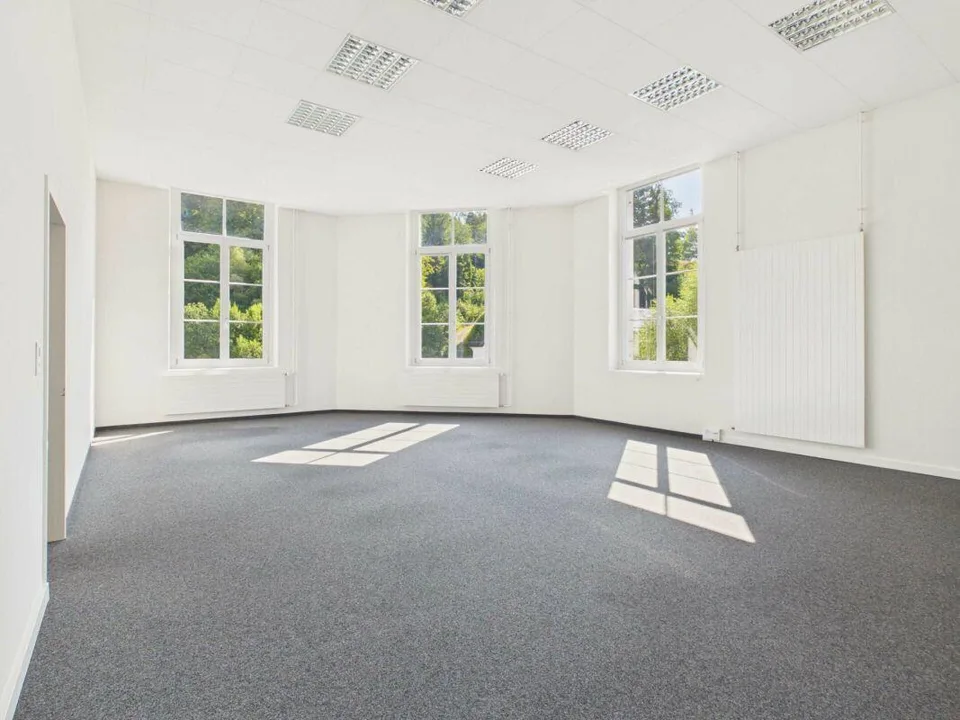 Gewerbefläche in zentralem Gewerbe- und Wohnareal mit 105m2
